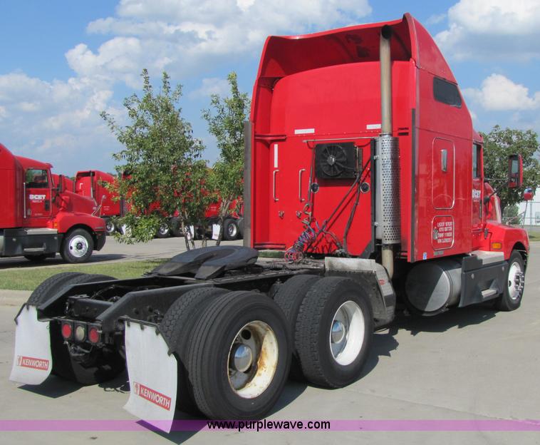 image for item 5295 2003 Kenworth Construct T600 semi truck