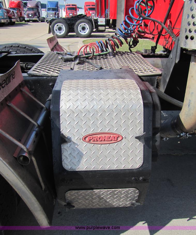 image for item 5295 2003 Kenworth Construct T600 semi truck