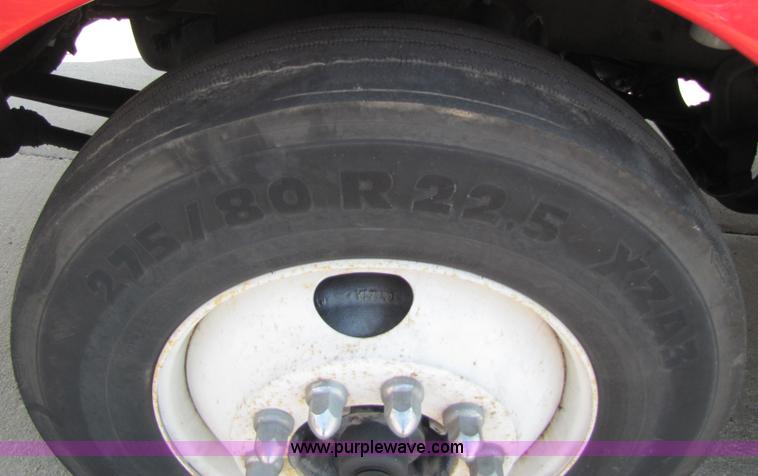 image for item 5295 2003 Kenworth Construct T600 semi truck