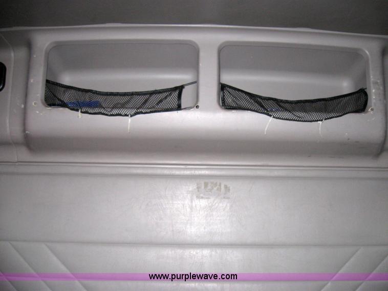 image for item 7144 1999 International Series 9400 semi truck