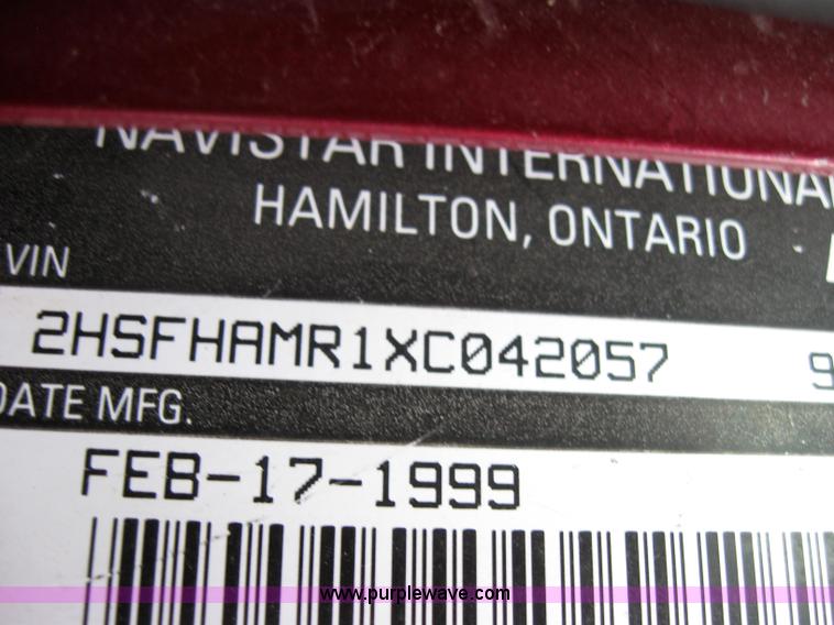 image for item 7144 1999 International Series 9400 semi truck