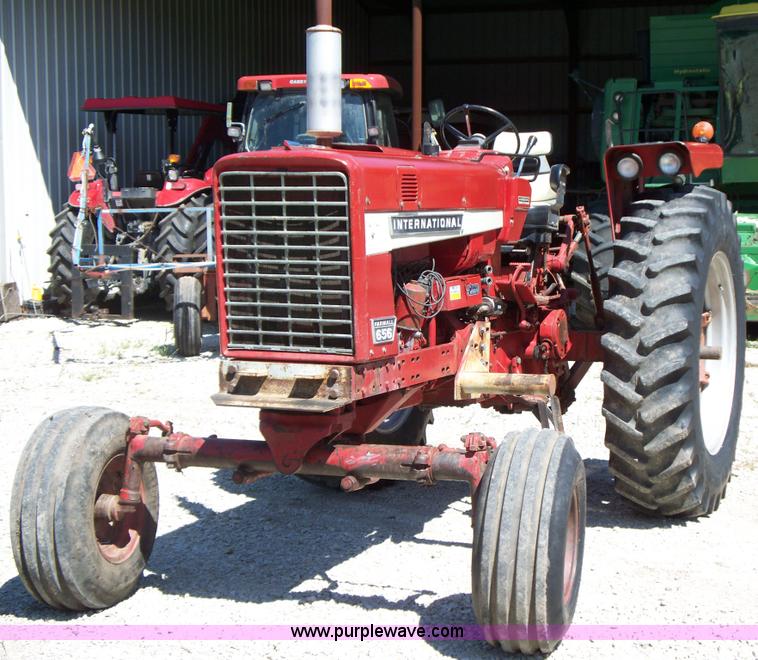 image for item 1000 International 656 Hydro tractor