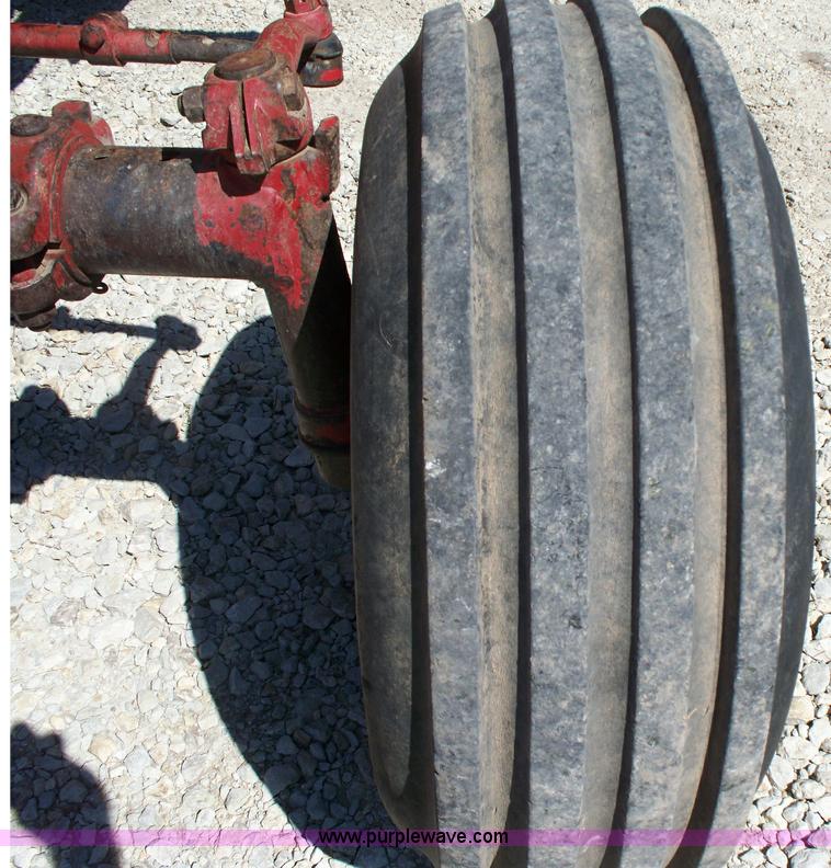 image for item 1000 International 656 Hydro tractor