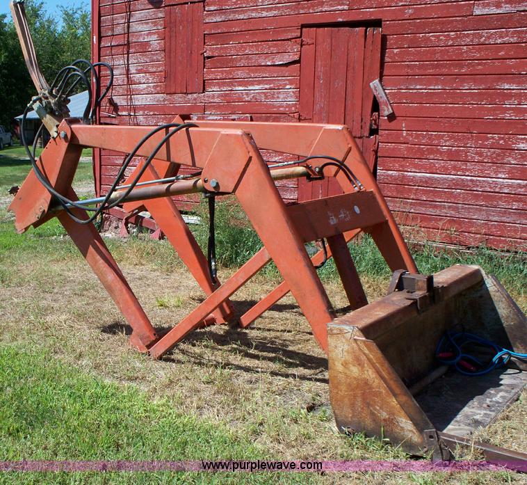 image for item 1000 International 656 Hydro tractor