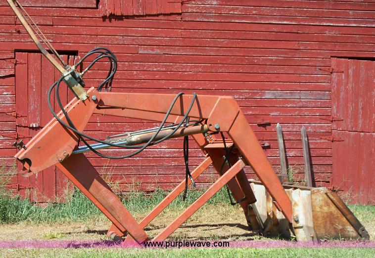 image for item 1000 International 656 Hydro tractor