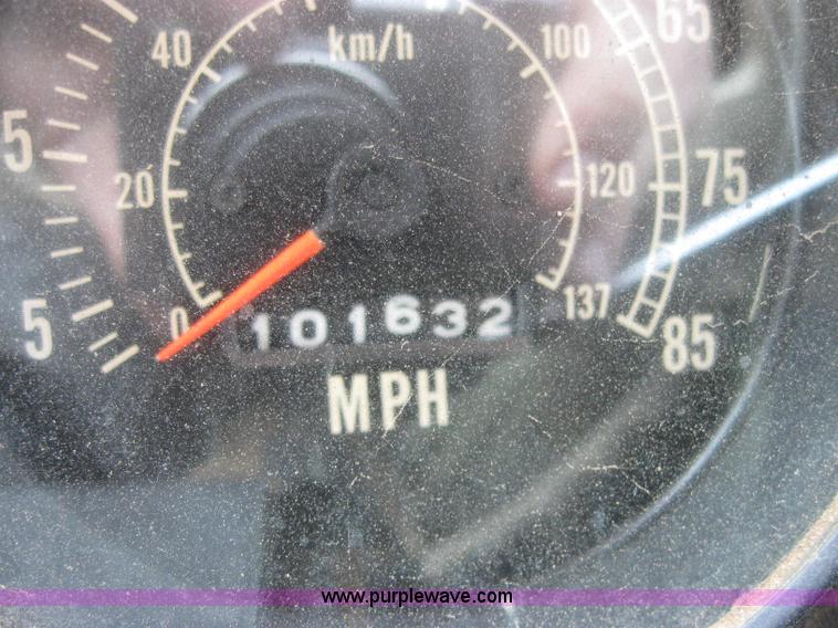 image for item 2461 1980 International Transtar II semi truck