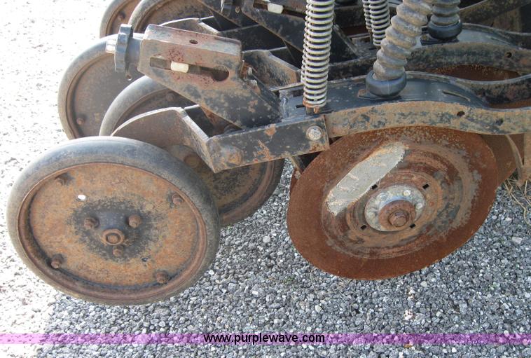 image for item 2542 Great Plains Solid Stand 24 double disk drill