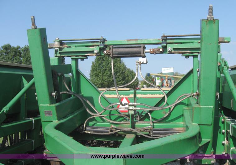 image for item 2542 Great Plains Solid Stand 24 double disk drill