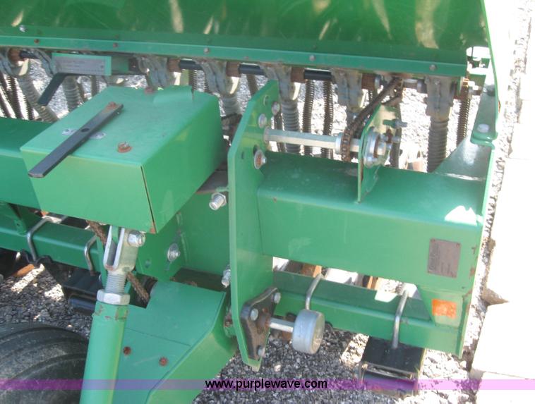 image for item 2543 Great Plains D150 double disk drill