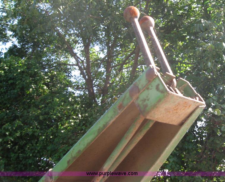 image for item 2544 John Deere 158 front end loader