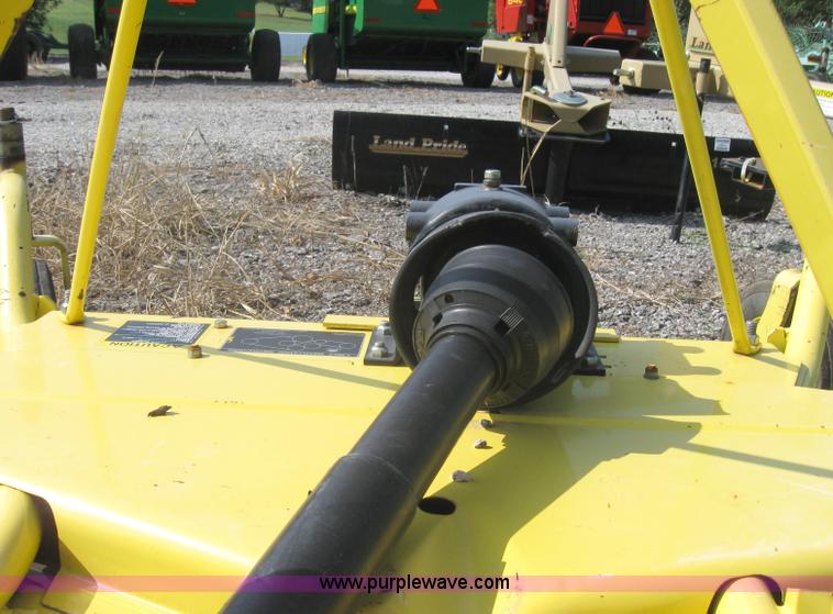 image for item 2546 John Deere 272 finish mower