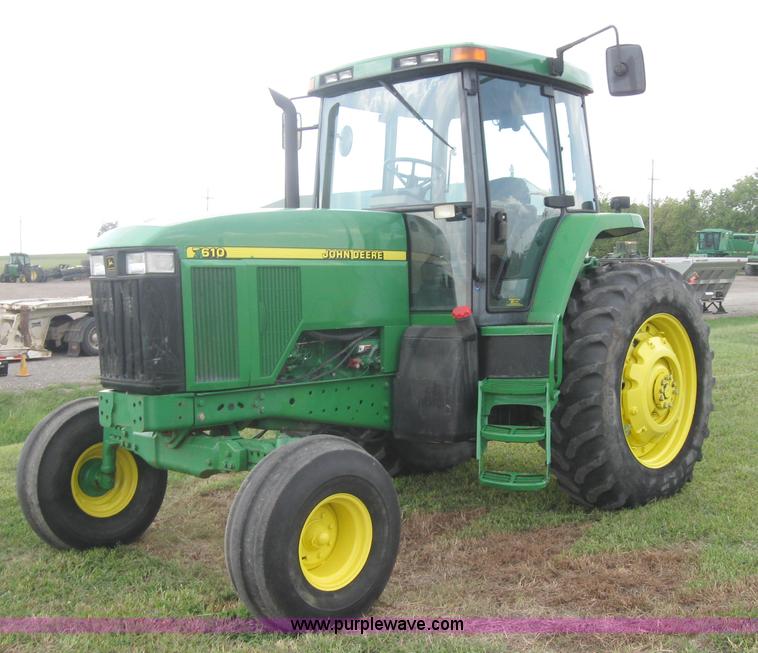 image for item 2547 1997 John Deere 7610 tractor