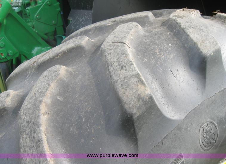 image for item 2547 1997 John Deere 7610 tractor