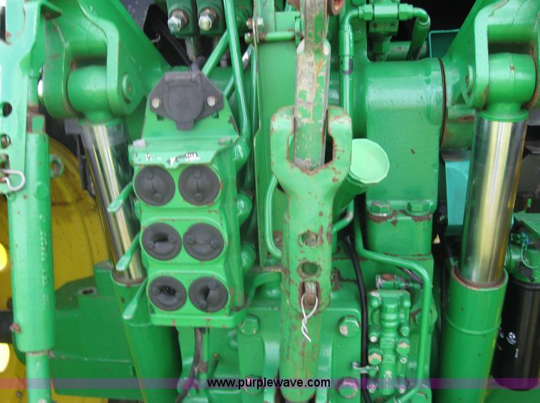 image for item 2547 1997 John Deere 7610 tractor