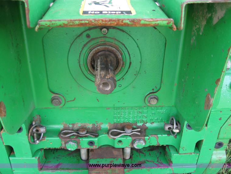 image for item 2547 1997 John Deere 7610 tractor