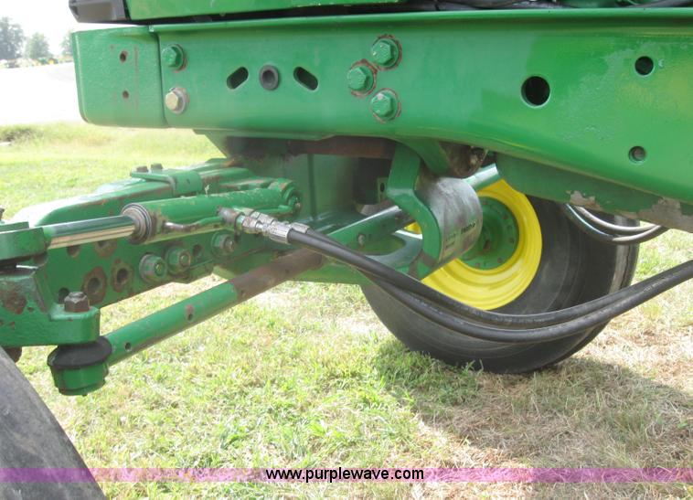 image for item 2547 1997 John Deere 7610 tractor