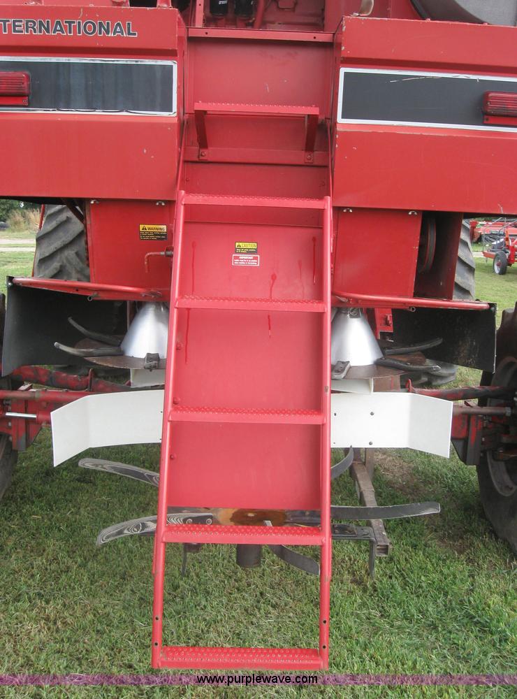 image for item 2548 1988 Case IH 1660 axial flow combine