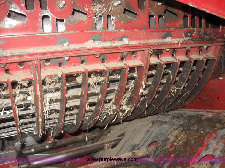 image for item 2548 1988 Case IH 1660 axial flow combine