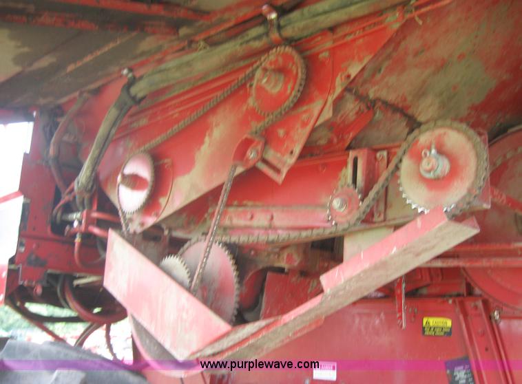 image for item 2548 1988 Case IH 1660 axial flow combine