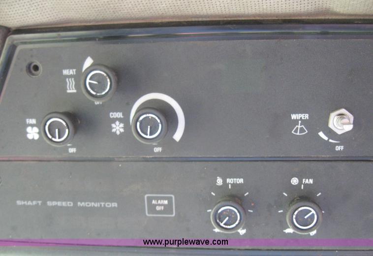 image for item 2548 1988 Case IH 1660 axial flow combine