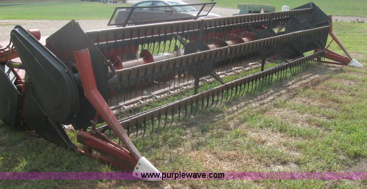 image for item 2549 1987 Case IH 1020 flex platform