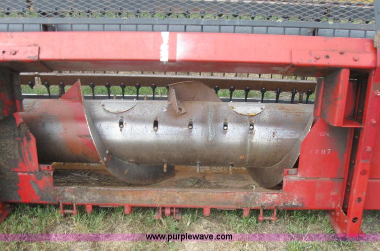 image for item 2549 1987 Case IH 1020 flex platform