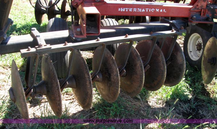 image for item 2742 Case IH 496 tandem disk