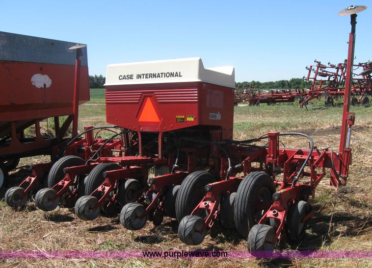 image for item 2750 Case IH 900 planter
