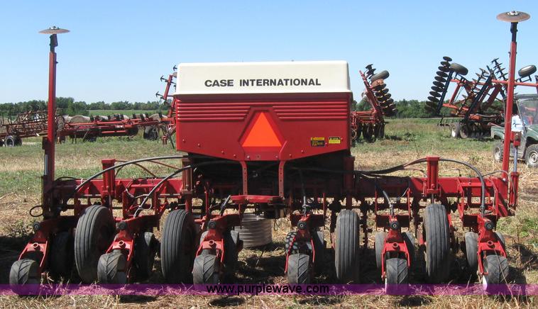 image for item 2750 Case IH 900 planter