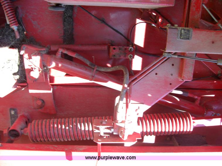 image for item 2753 Case IH RBX562 baler