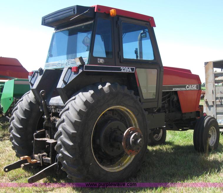 image for item 2755 1984 Case IH 2394 tractor