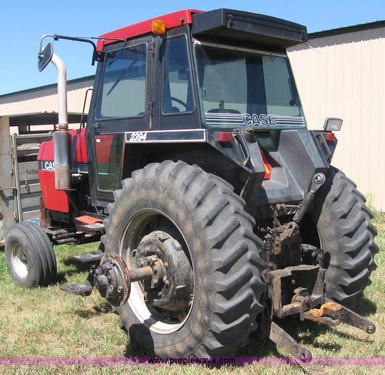 image for item 2755 1984 Case IH 2394 tractor