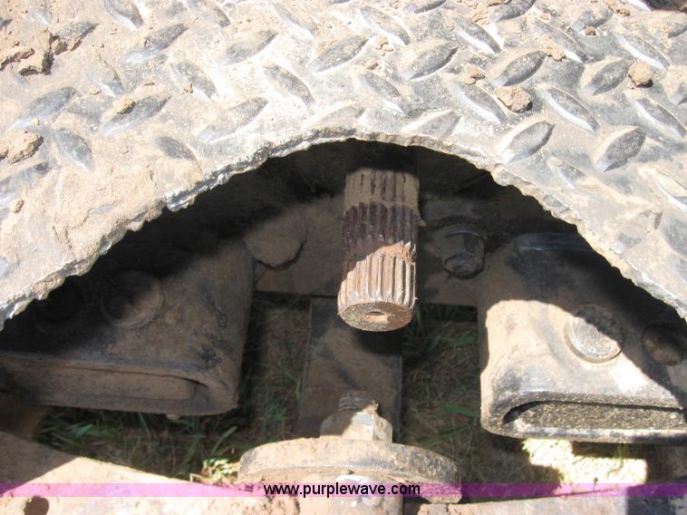 image for item 2755 1984 Case IH 2394 tractor