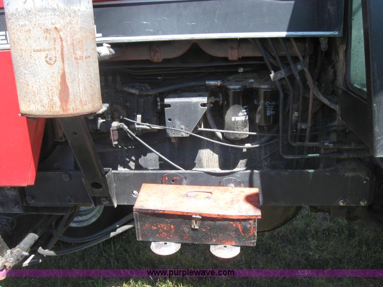 image for item 2755 1984 Case IH 2394 tractor