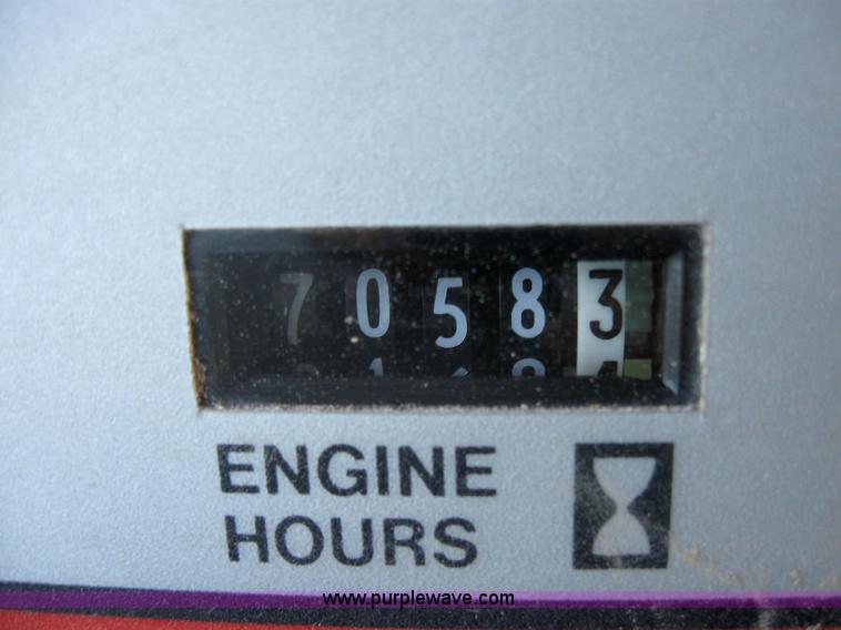 image for item 2755 1984 Case IH 2394 tractor