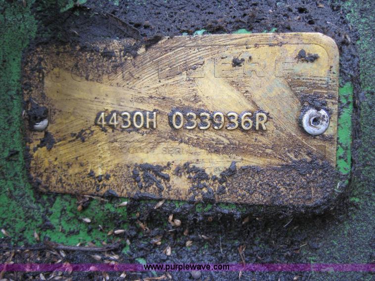 image for item 2793 1975 John Deere 4430 tractor