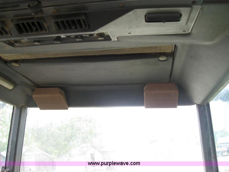 image for item 2793 1975 John Deere 4430 tractor