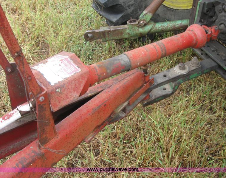 image for item 2794 New Holland Stackliner 1033 bale wagon