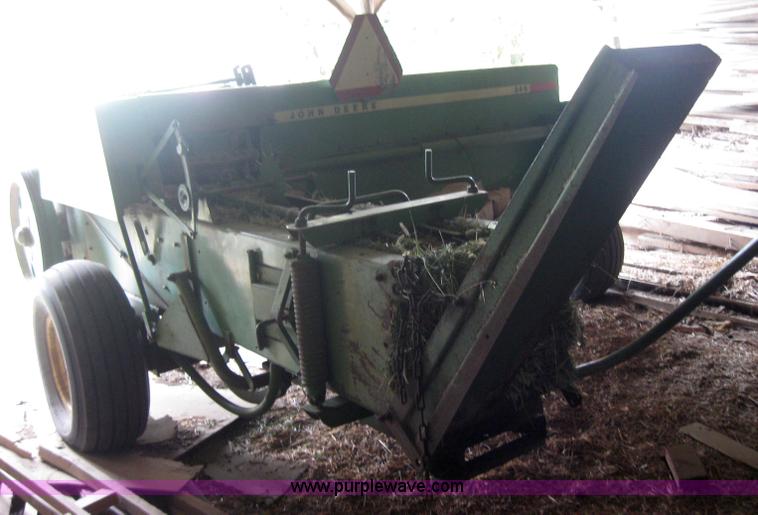 image for item 2795 John Deere 346 square baler