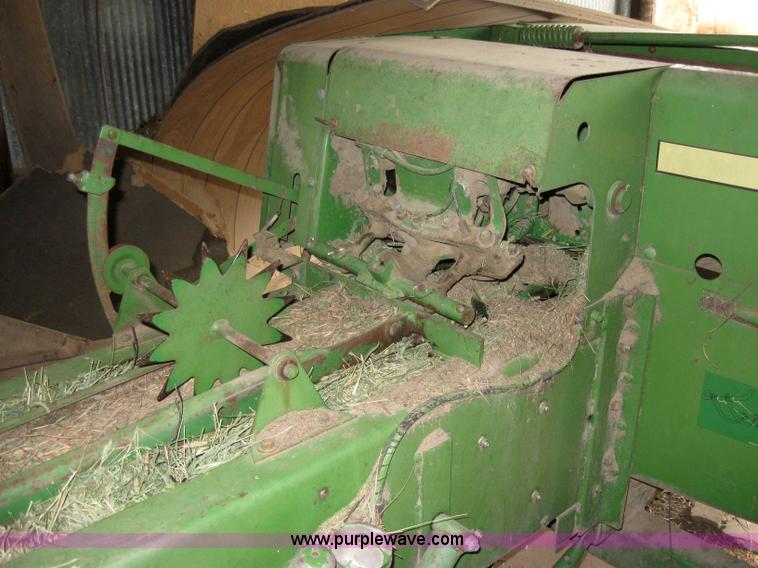 image for item 2795 John Deere 346 square baler