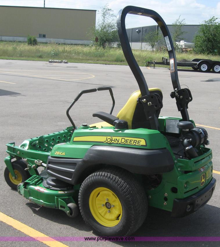 image for item 2798 John Deere Z810A commercial mower