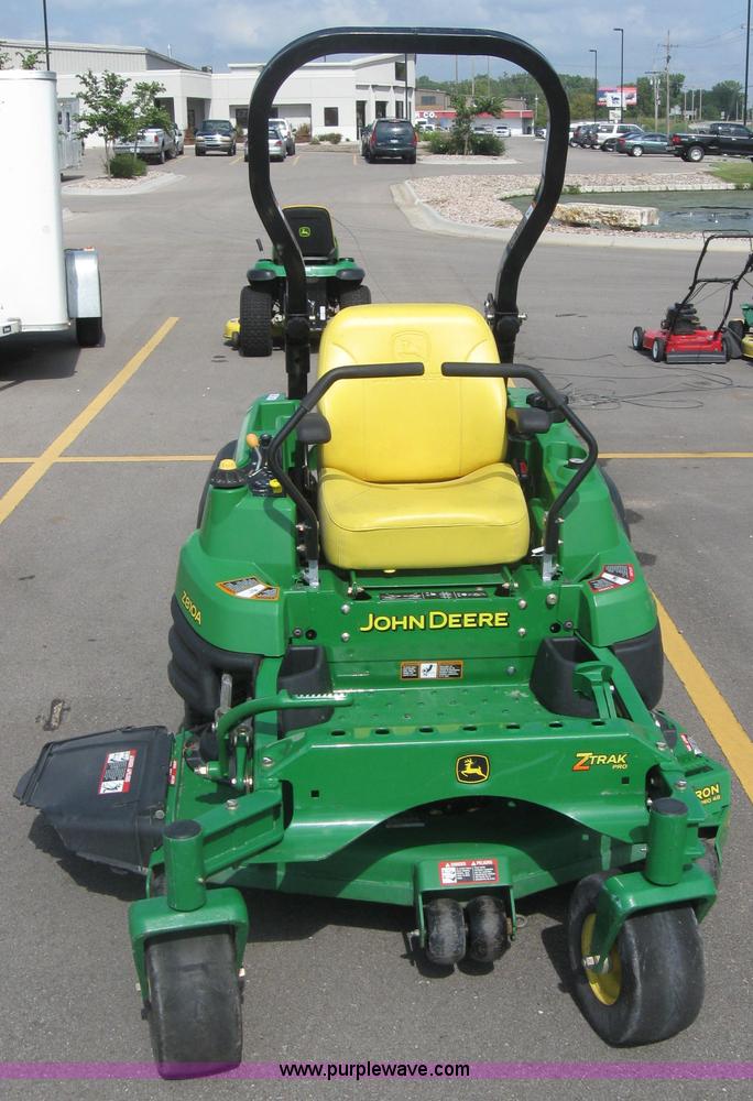 image for item 2798 John Deere Z810A commercial mower