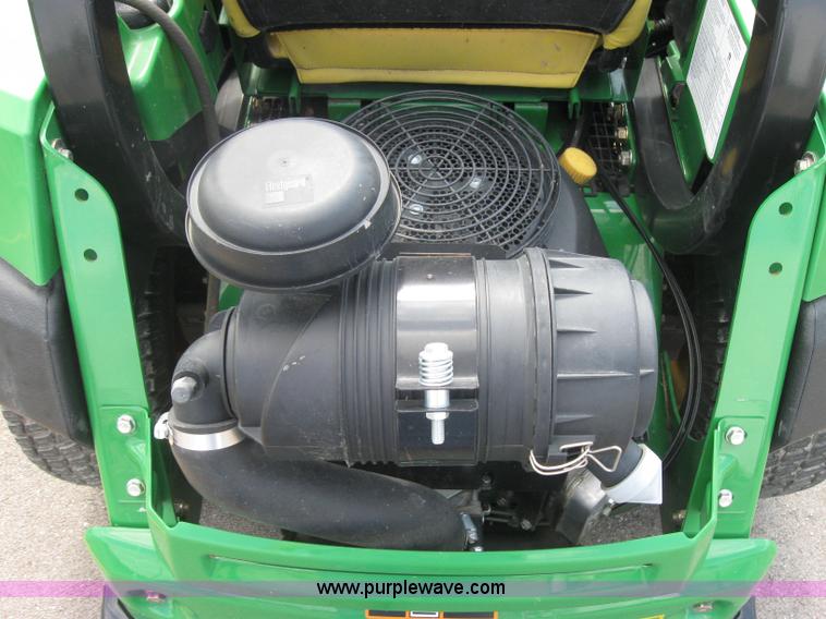 image for item 2798 John Deere Z810A commercial mower