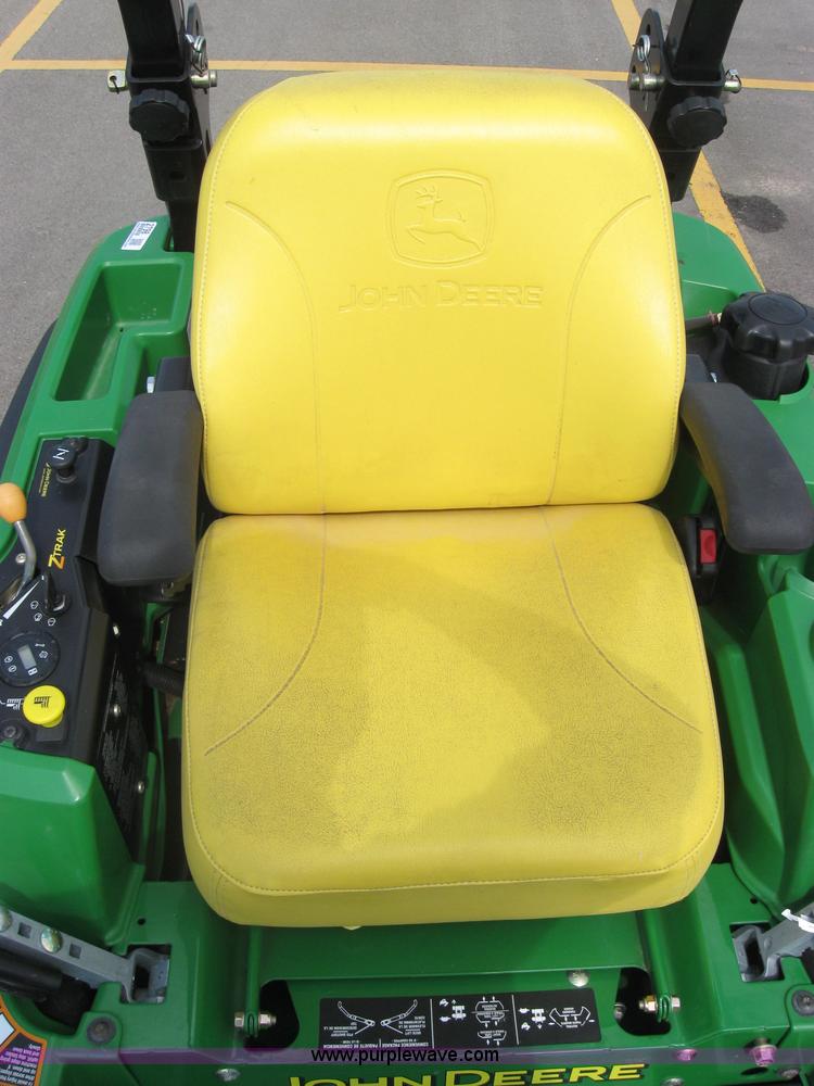 image for item 2798 John Deere Z810A commercial mower