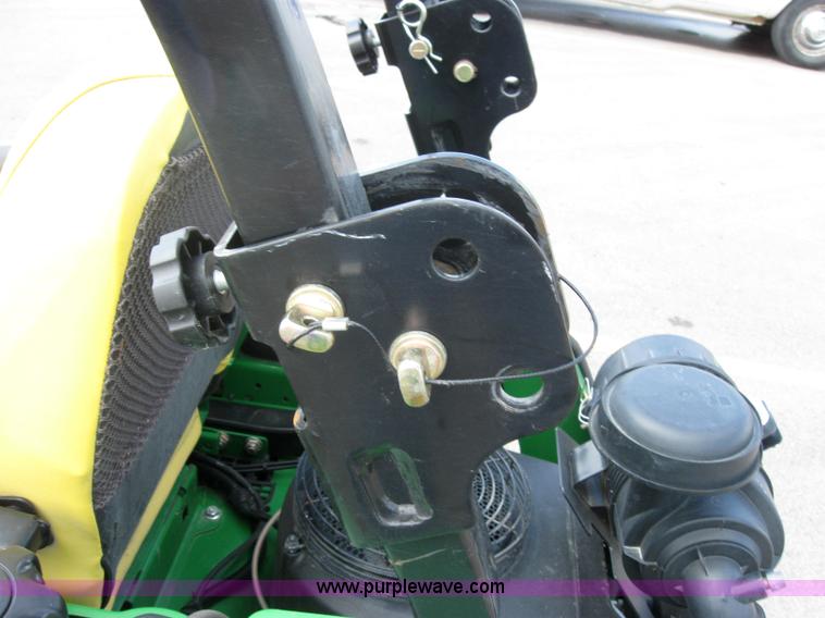 image for item 2798 John Deere Z810A commercial mower