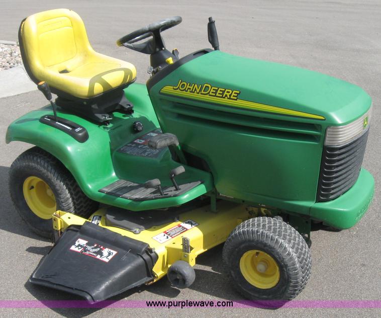 image for item 2799 John Deere LX279 mower