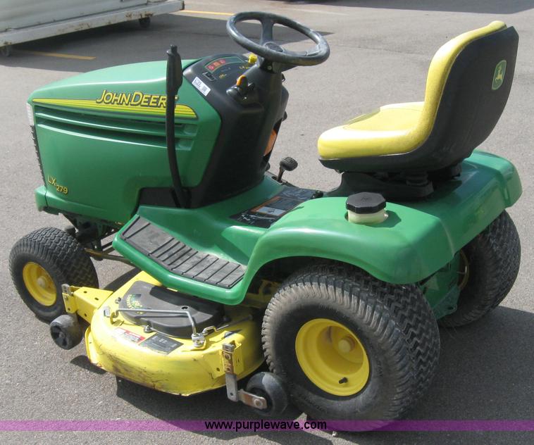 image for item 2799 John Deere LX279 mower