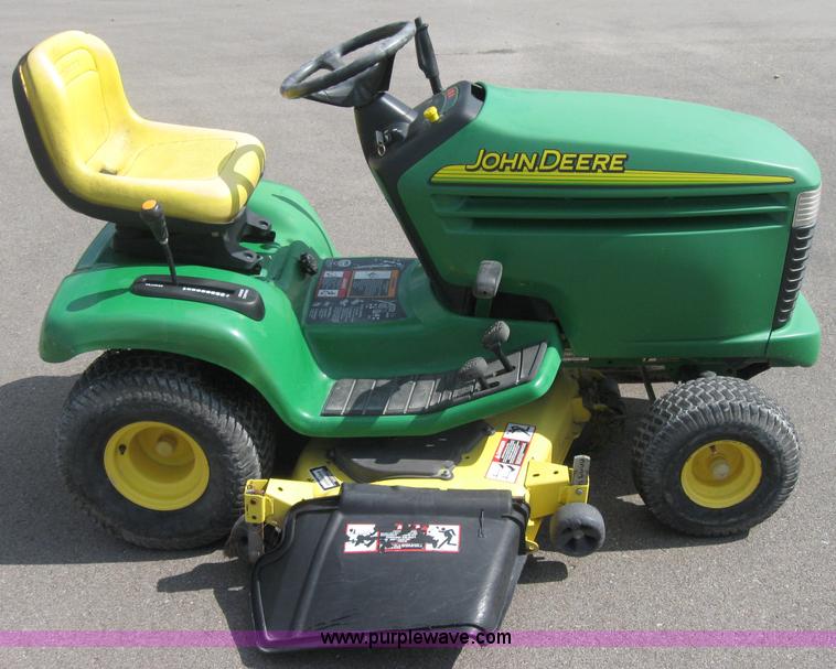 image for item 2799 John Deere LX279 mower