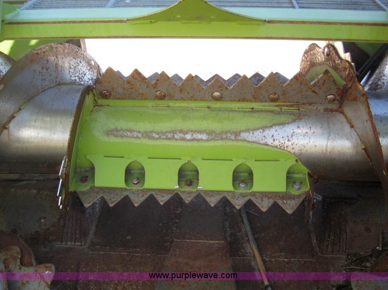 image for item 2979 2008 Claas RU-600 forage head
