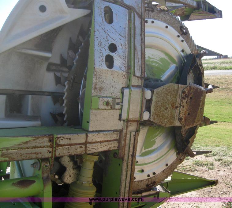 image for item 2979 2008 Claas RU-600 forage head